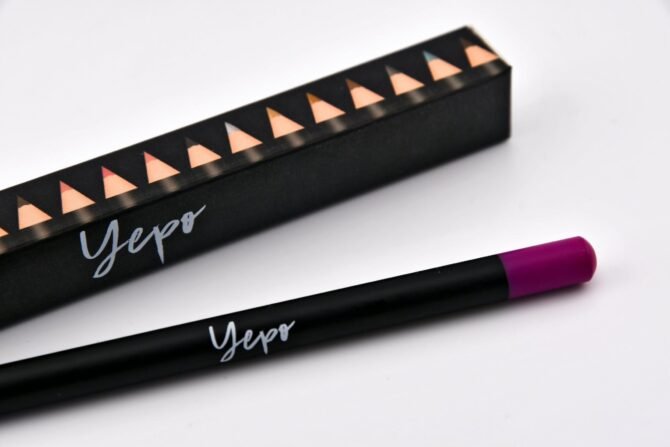 Vegan Lip Liner : Flamingo - Image 3